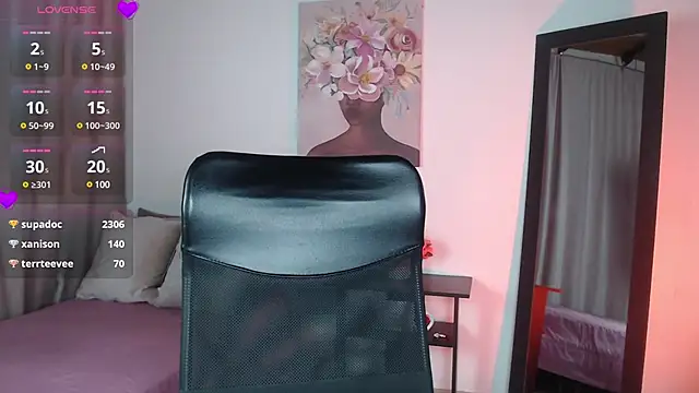 LiaWhite x online show from 10, 1, 2025