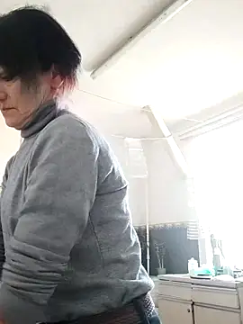 SweetLeila40 online show from 25, 2, 2025