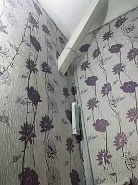 SweetLeila40 online show from 28, 2, 2025