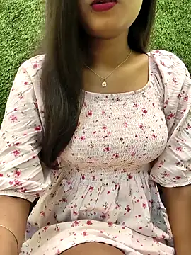 yhona darling online show from 5, 4, 2026