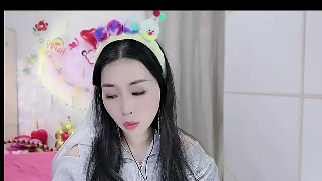 HK angelchloe online show from 9, 11, 2025