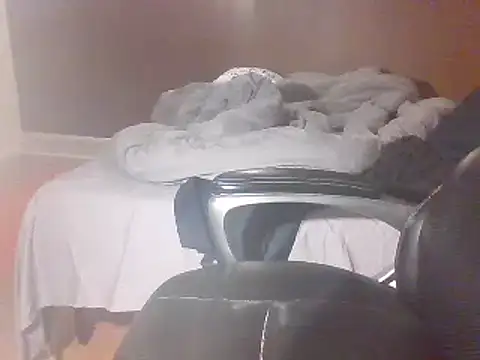 Snapshot of smdog1 chatting on 5, 1, 2025 smdog1 online show from 5, 1, 2025