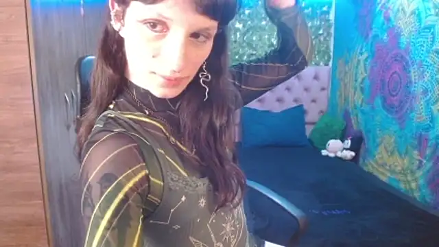 Snapshot of BurningVenus12 chatting on 5, 3, 2026 BurningVenus12 online show from 5, 3, 2026