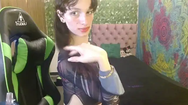 BurningVenus12 online show from 15, 5, 2026
