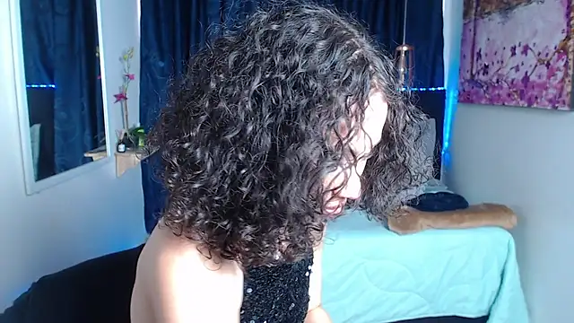 Snapshot of avans_15 chatting on 18, 12, 2024 avans 15 online show from 18, 12, 2024