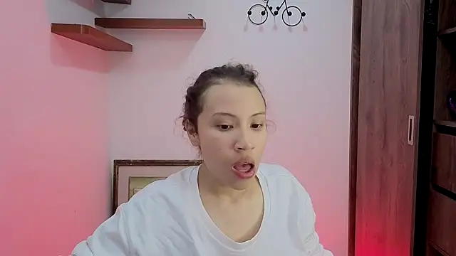 avans 15 online show from 29, 9, 2025