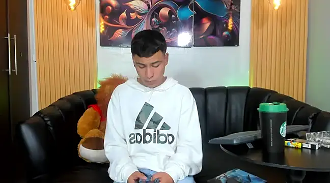 salvadorgomezx online show from 21, 12, 2024