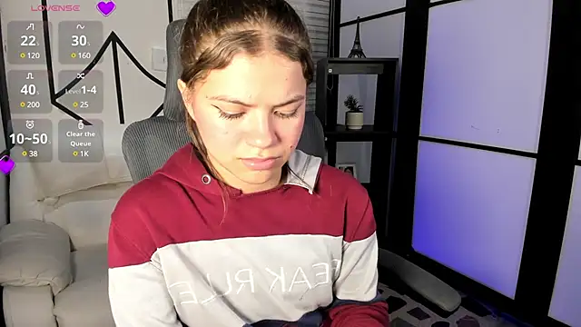 PaigeJayden online show from 4, 2, 2025