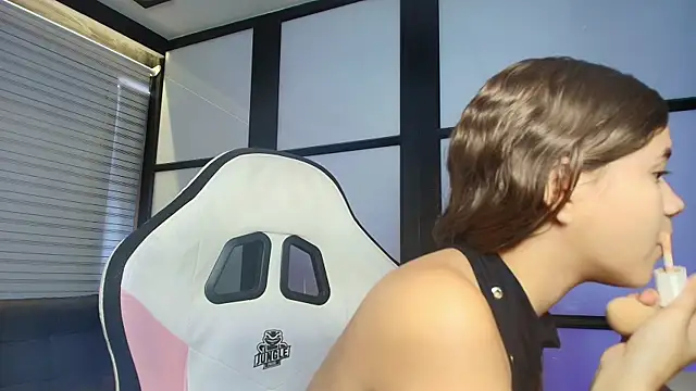 PaigeJayden online show from 6, 3, 2025