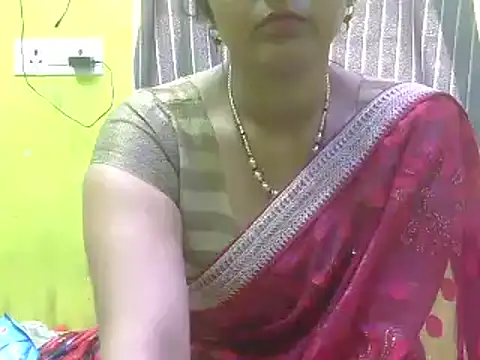 CUTYHINA 001 online show from 16, 12, 2024