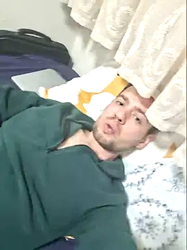 dnnzzcrynn online show from 23, 3, 2025