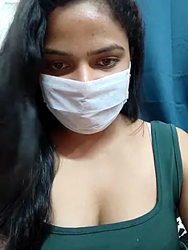 Snapshot of Myloveurvi chatting on 25, 4, 2026 Myloveurvi online show from 25, 4, 2026