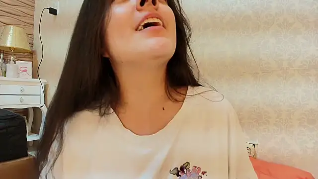 sofiaclauss online show from 30, 9, 2025