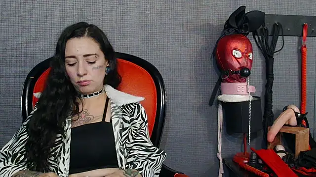 Snapshot of LusstCruella chatting on 3, 3, 2025 LusstCruella online show from 3, 3, 2025