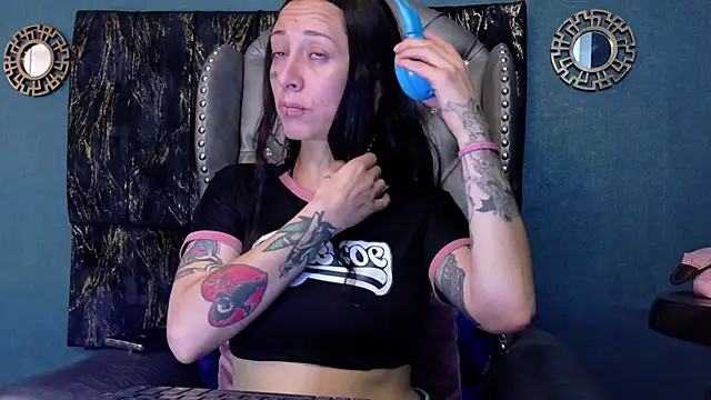Snapshot of LusstCruella chatting on 25, 5, 2026 LusstCruella online show from 25, 5, 2026