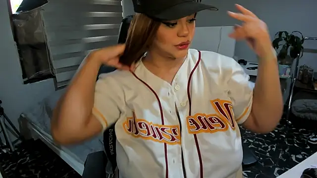 cattleya campbell online show from 12, 9, 2025