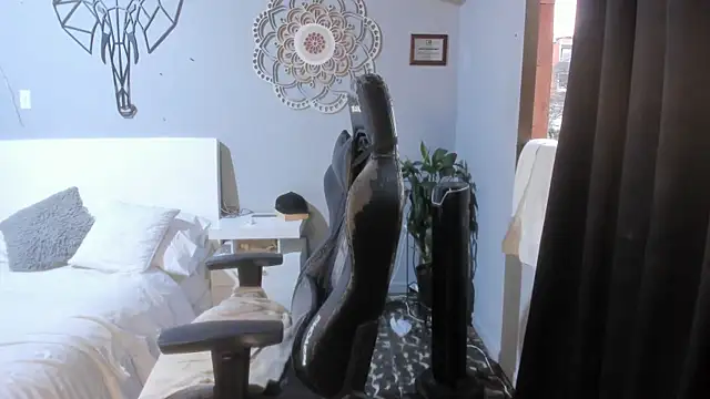 cattleya campbell online show from 21, 10, 2025