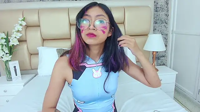 Snapshot of Yommi_Winx chatting on 23, 12, 2024 Yommi Winx online show from 23, 12, 2024