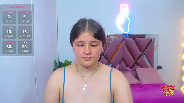 Snapshot of Krysstal_tay chatting on 18, 12, 2024 Krysstal tay online show from 18, 12, 2024