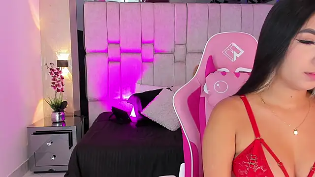  SofiaCortez  online show from 1, 3, 2025