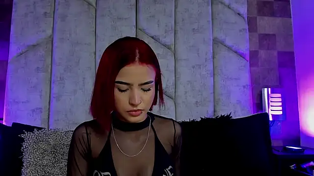 MoniicaRocha  online show from 4, 1, 2025
