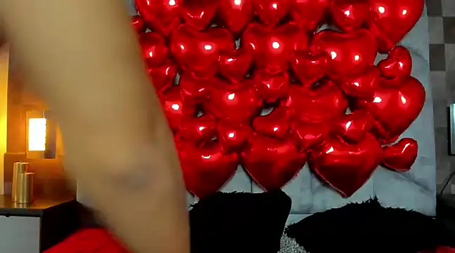 MoniicaRocha  online show from 11, 2, 2025