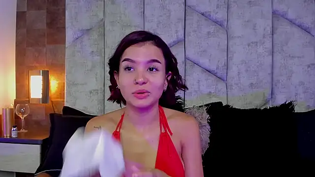MoniicaRocha  online show from 1, 3, 2025