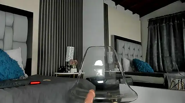 MoniicaRocha  online show from 14, 3, 2025
