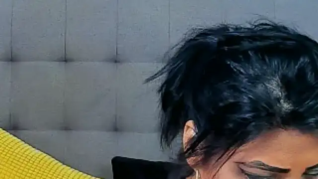 Snapshot of AmyCubes chatting on 7, 1, 2025 AmyCubes online show from 7, 1, 2025
