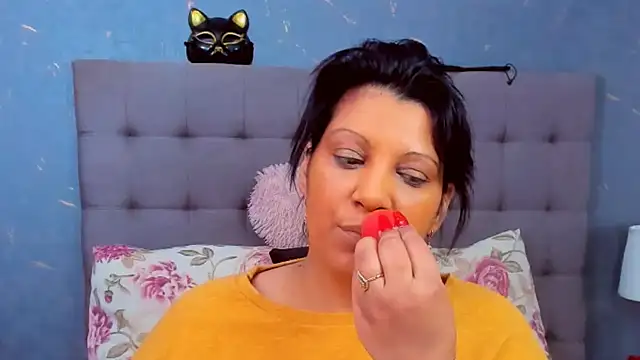Snapshot of AmyCubes chatting on 11, 2, 2025 AmyCubes online show from 11, 2, 2025