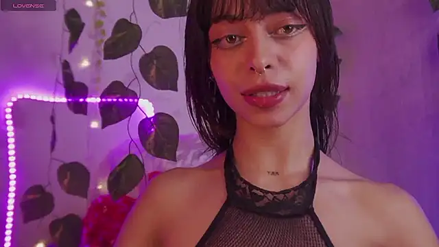 Snapshot of Kitty_arts chatting on 7, 12, 2024 Kitty arts online show from 7, 12, 2024