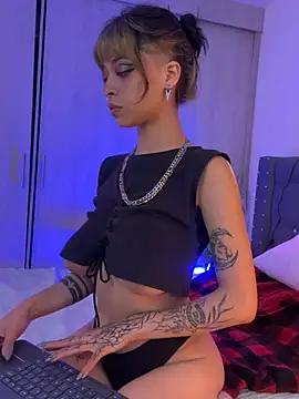 Snapshot of Kitty_arts chatting on 9, 3, 2025 Kitty arts online show from 9, 3, 2025