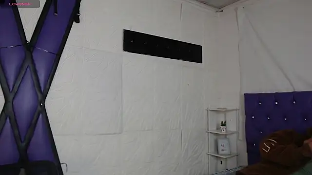 Nikol Rang   online show from 10, 1, 2025