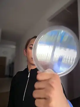 Nikol Rang   online show from 6, 2, 2026