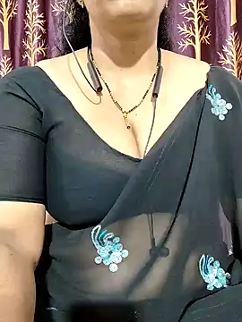 Snapshot of bhuvana555 chatting on 25, 1, 2025 bhuvana555 online show from 25, 1, 2025