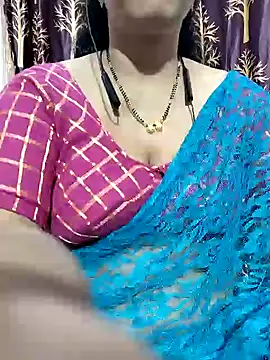 Snapshot of bhuvana555 chatting on 1, 2, 2025 bhuvana555 online show from 1, 2, 2025