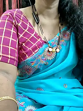 Snapshot of bhuvana555 chatting on 9, 9, 2025 bhuvana555 online show from 9, 9, 2025