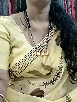 Snapshot of bhuvana555 chatting on 16, 9, 2025 bhuvana555 online show from 16, 9, 2025