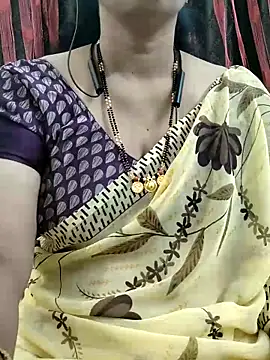 Snapshot of bhuvana555 chatting on 24, 9, 2025 bhuvana555 online show from 24, 9, 2025