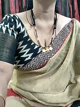 Snapshot of bhuvana555 chatting on 25, 9, 2025 bhuvana555 online show from 25, 9, 2025