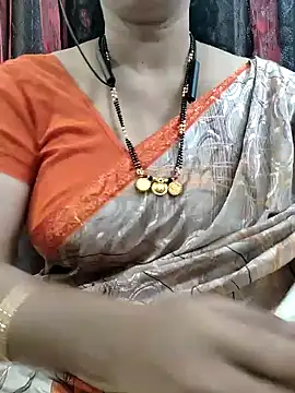 Snapshot of bhuvana555 chatting on 10, 10, 2025 bhuvana555 online show from 10, 10, 2025