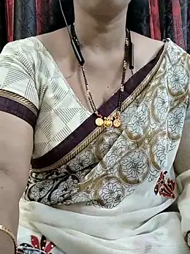 Snapshot of bhuvana555 chatting on 16, 10, 2025 bhuvana555 online show from 16, 10, 2025