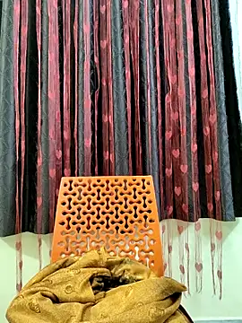 Snapshot of bhuvana555 chatting on 18, 11, 2025 bhuvana555 online show from 18, 11, 2025