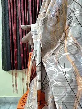 Snapshot of bhuvana555 chatting on 28, 11, 2025 bhuvana555 online show from 28, 11, 2025