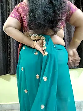 Snapshot of bhuvana555 chatting on 3, 12, 2025 bhuvana555 online show from 3, 12, 2025