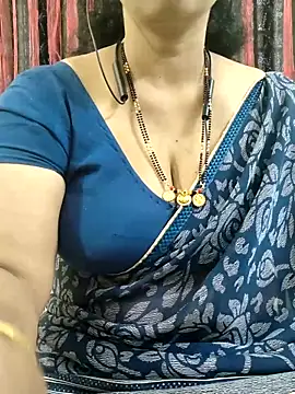 Snapshot of bhuvana555 chatting on 20, 12, 2025 bhuvana555 online show from 20, 12, 2025