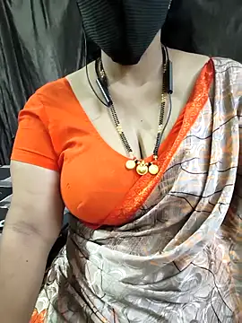 Snapshot of bhuvana555 chatting on 10, 3, 2026 bhuvana555 online show from 10, 3, 2026