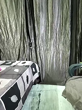 Snapshot of bhuvana555 chatting on 25, 3, 2026 bhuvana555 online show from 25, 3, 2026