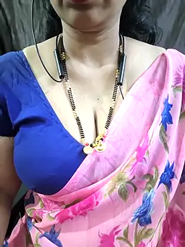 Snapshot of bhuvana555 chatting on 13, 4, 2026 bhuvana555 online show from 13, 4, 2026