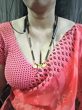 Snapshot of bhuvana555 chatting on 24, 6, 2026 bhuvana555 online show from 24, 6, 2026